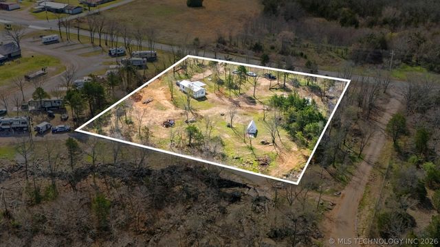 448933 Hwy 100, Vian, OK 74962