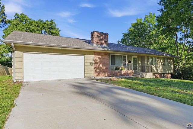 2787 SW Boswell AVE, Topeka, KS 66611