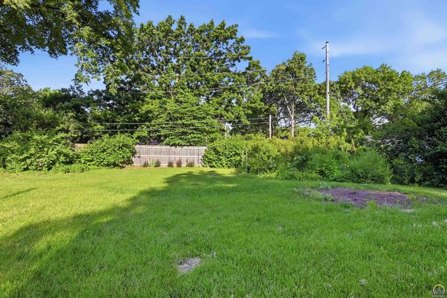 2787 SW Boswell AVE, Topeka, KS 66611