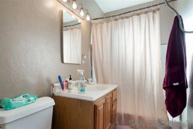 811 S 32nd St, San Diego, CA 92113