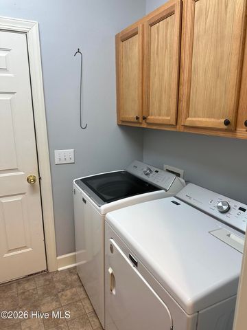 402 Bobby Jones Drive, Wilmington, NC 28412