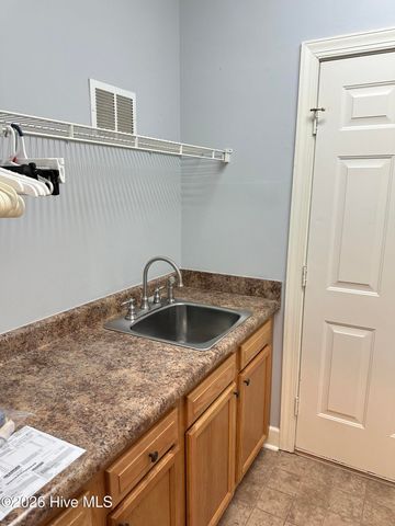 402 Bobby Jones Drive, Wilmington, NC 28412