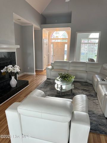 402 Bobby Jones Drive, Wilmington, NC 28412