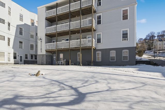 176 Lincoln Street B4, Worcester, MA 01605