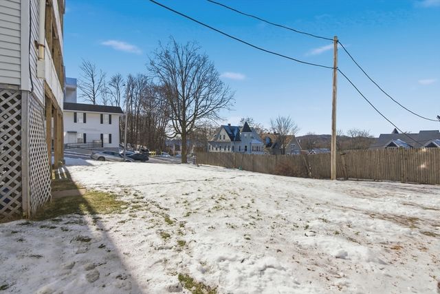 176 Lincoln Street B4, Worcester, MA 01605