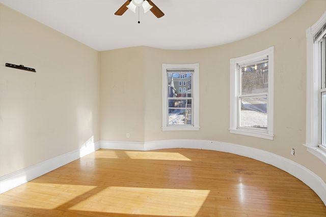 176 Lincoln Street B4, Worcester, MA 01605