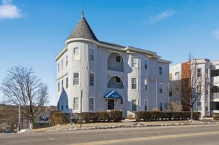 176 Lincoln Street B4, Worcester, MA 01605