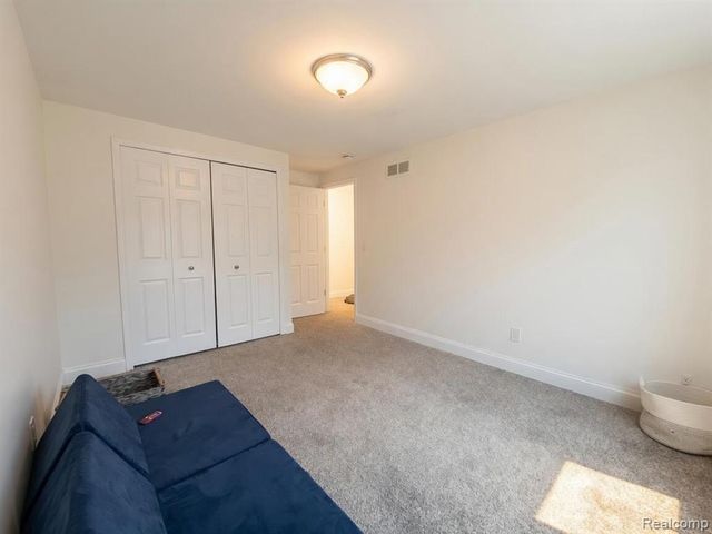 34608 Pinehurst Drive, Livonia, MI 48154