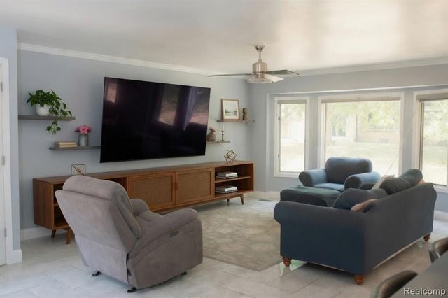 34608 Pinehurst Drive, Livonia, MI 48154