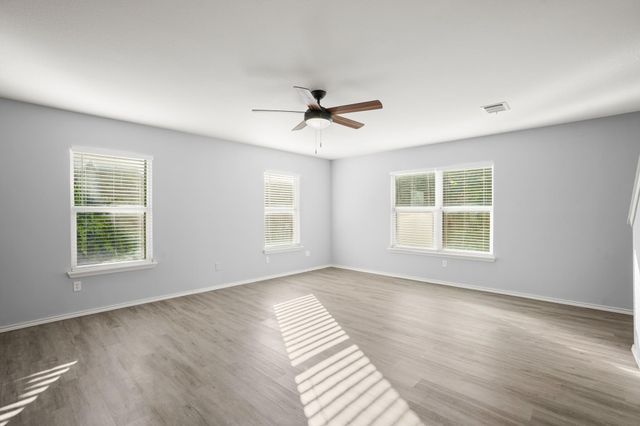 2202 Cottontail DR, Leander, TX 78641