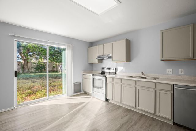 2202 Cottontail DR, Leander, TX 78641