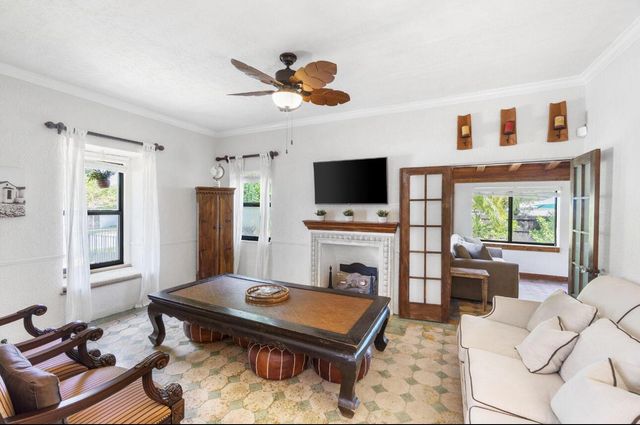 400 33rd Street, West Palm Beach, FL 33407