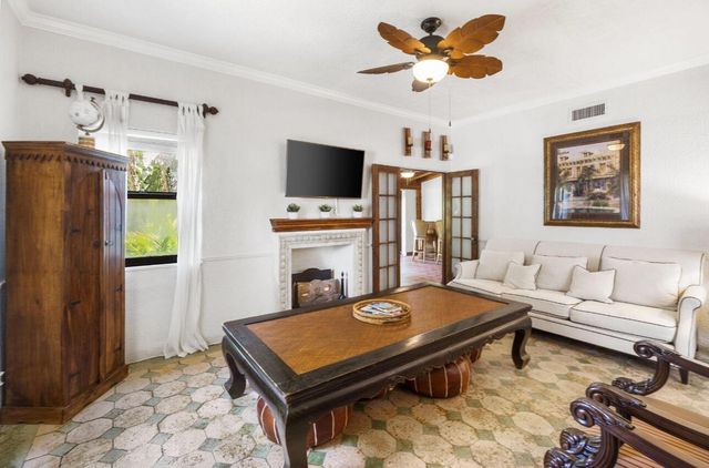 400 33rd Street, West Palm Beach, FL 33407