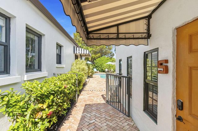 400 33rd Street, West Palm Beach, FL 33407