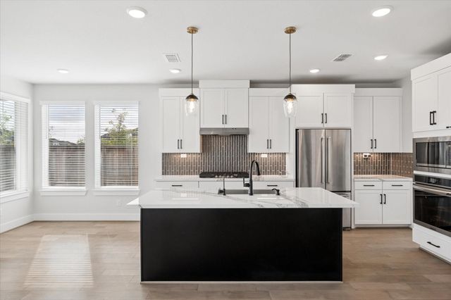 31435 Beacon Cove Trail, Fulshear, TX 77441