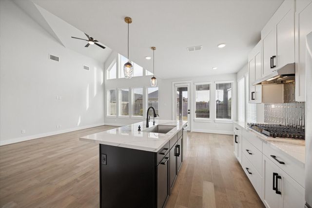 31435 Beacon Cove Trail, Fulshear, TX 77441