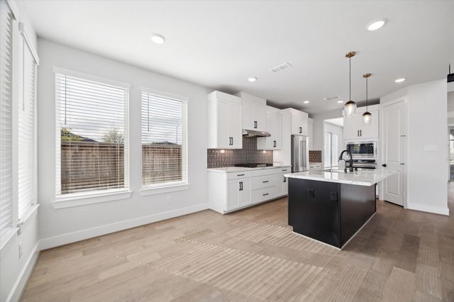 31435 Beacon Cove Trail, Fulshear, TX 77441