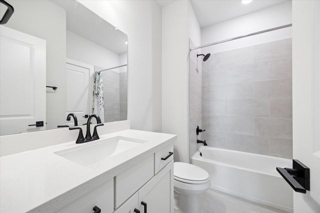 31435 Beacon Cove Trail, Fulshear, TX 77441