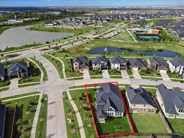 31435 Beacon Cove Trail, Fulshear, TX 77441