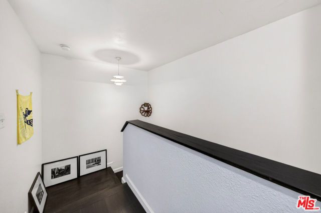 9034 Willis Avenue 14, Los Angeles, CA 91402
