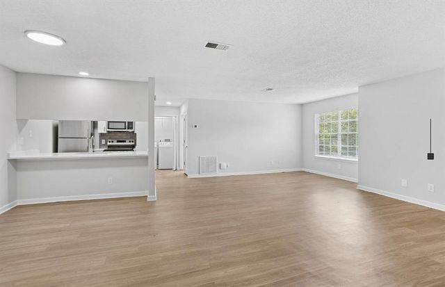 1113 Powers Ferry Place 1826, Marietta, GA 30067