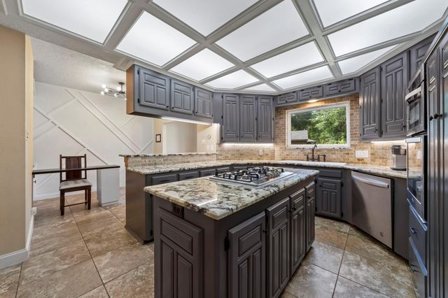 489 Merrimac Park, Conroe, TX 77302
