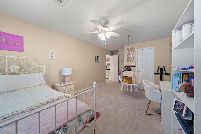489 Merrimac Park, Conroe, TX 77302