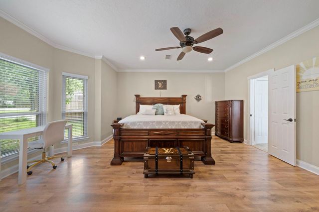 489 Merrimac Park, Conroe, TX 77302