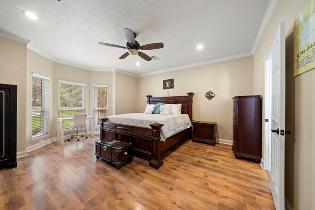 489 Merrimac Park, Conroe, TX 77302