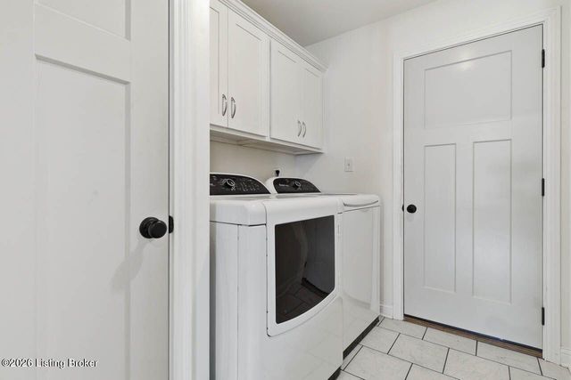 7611 Parkcrest Way, Louisville, KY 40214