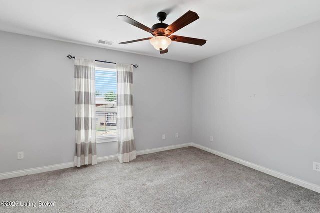7611 Parkcrest Way, Louisville, KY 40214