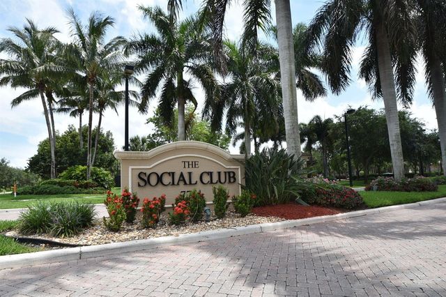 8198 Azure Coast Boulevard, Lake Worth, FL 33467