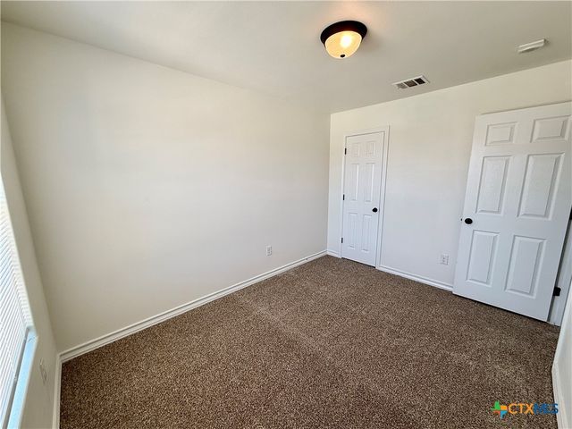 91 Plaza Drive 2, Universal City, TX 78148