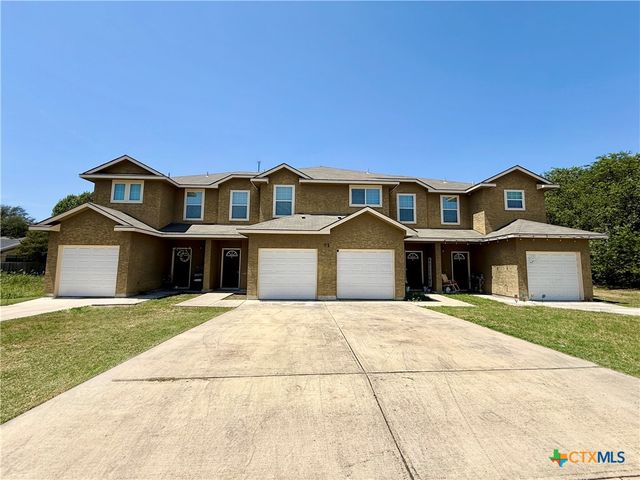 91 Plaza Drive 2, Universal City, TX 78148
