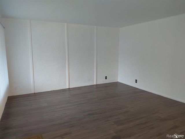 6849 Cornell Street, Taylor, MI 48180