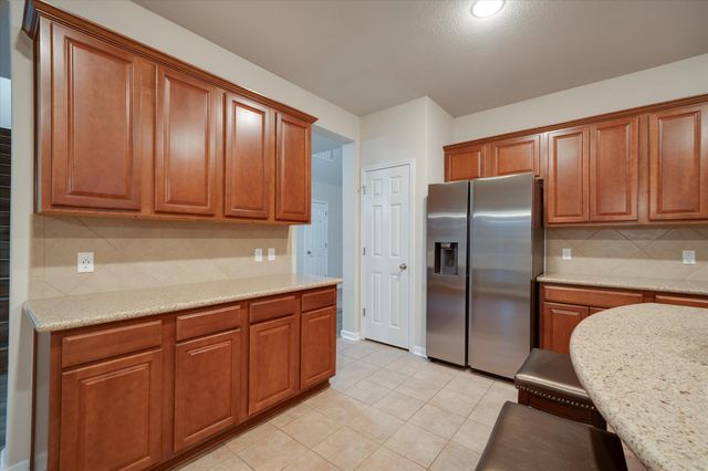 185 Hometown PKWY, Kyle, TX 78640