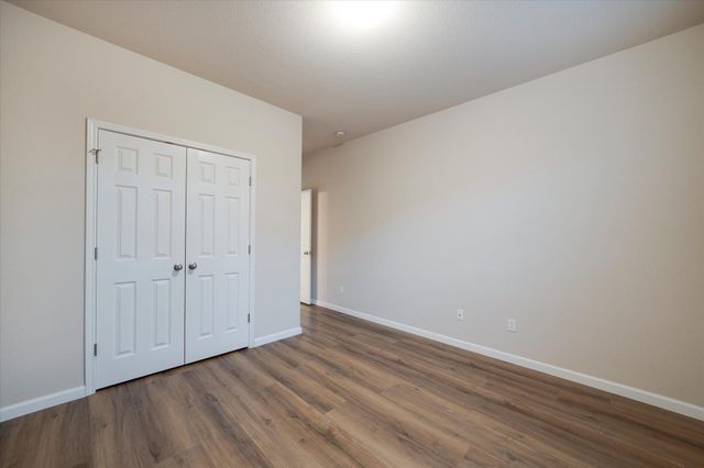 185 Hometown PKWY, Kyle, TX 78640