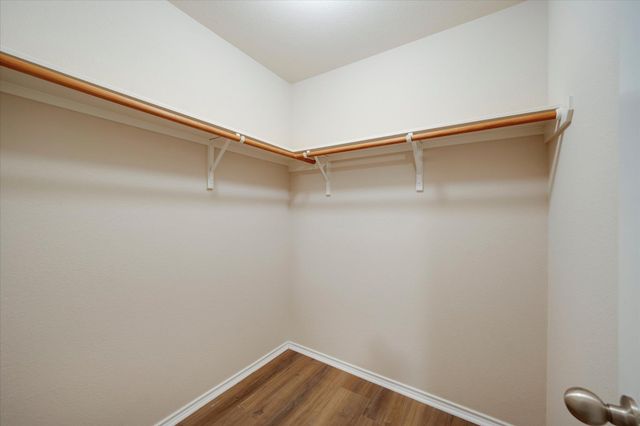 185 Hometown PKWY, Kyle, TX 78640