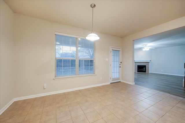 185 Hometown PKWY, Kyle, TX 78640