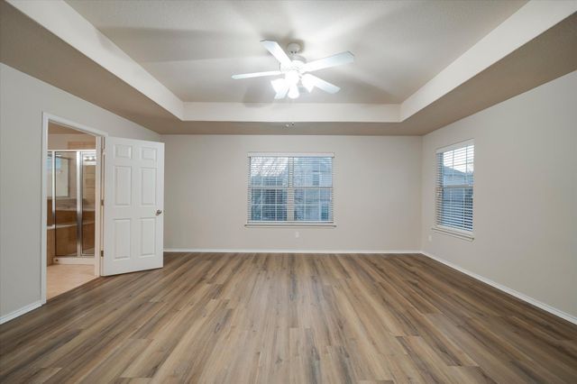 185 Hometown PKWY, Kyle, TX 78640