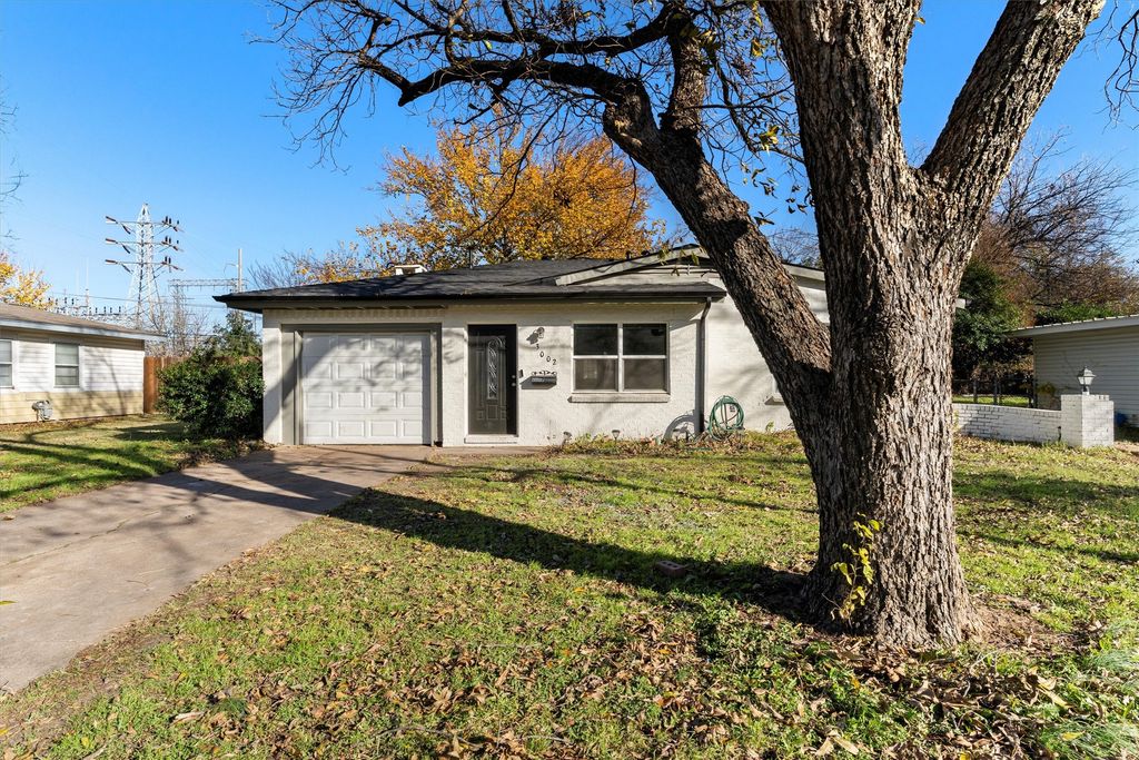 3002 Elm Park, Richland Hills, TX 76118