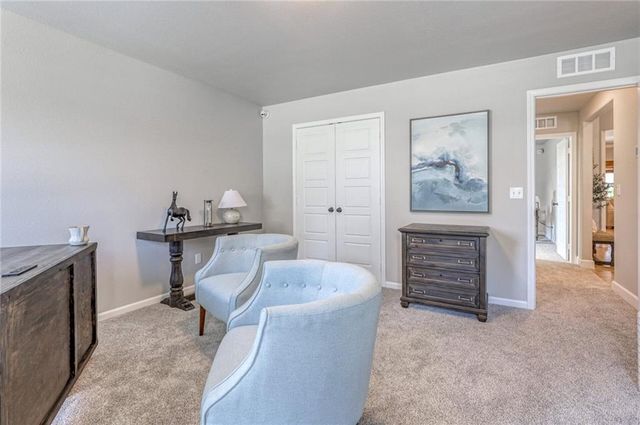 9283 Pickering Street, Lenexa, KS 66227