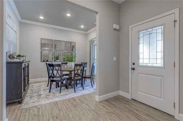 9283 Pickering Street, Lenexa, KS 66227