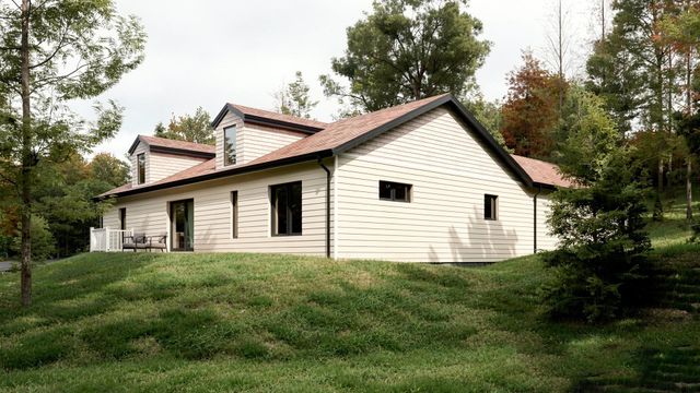 15 Edgewater Lane, Thornton, NH 03285