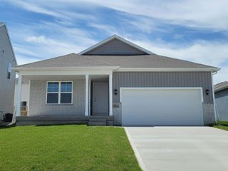 14208 Ironwood Drive, Urbandale, IA 50111
