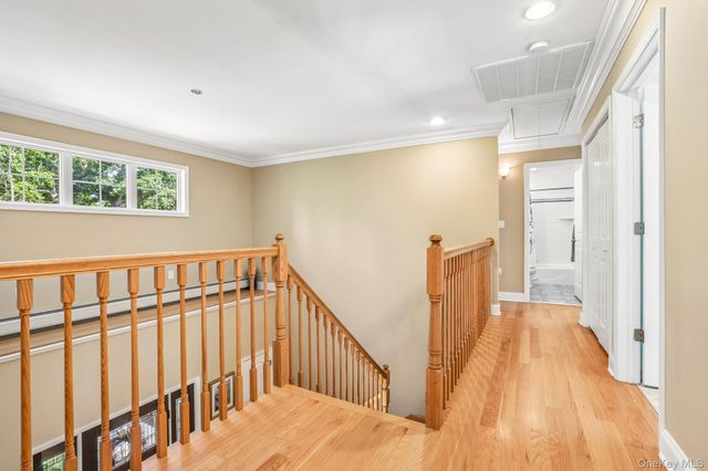 19 Navajo Trail, Sloatsburg, NY 10974