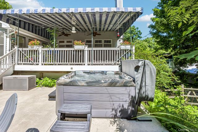 19 Navajo Trail, Sloatsburg, NY 10974