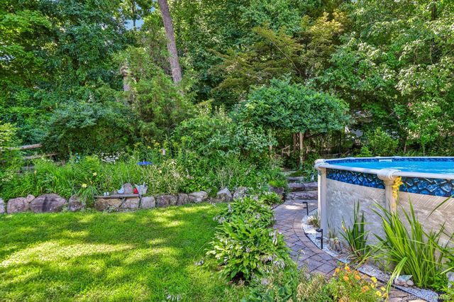 19 Navajo Trail, Sloatsburg, NY 10974