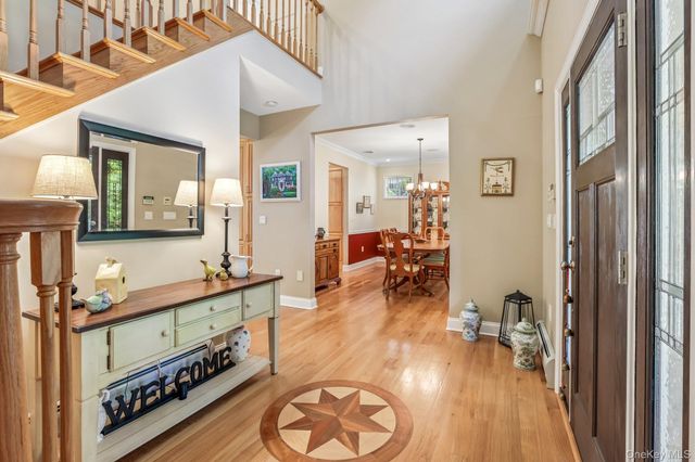 19 Navajo Trail, Sloatsburg, NY 10974