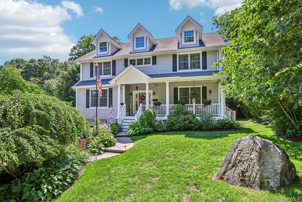 19 Navajo Trail, Sloatsburg, NY 10974 — photo 2
